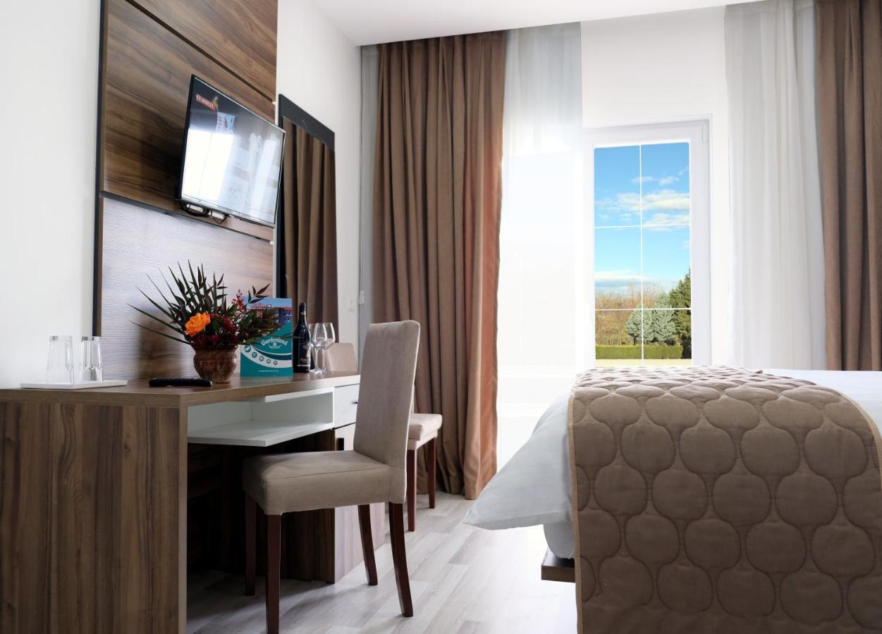 Gardenland Resort Bushat Εξωτερικό φωτογραφία