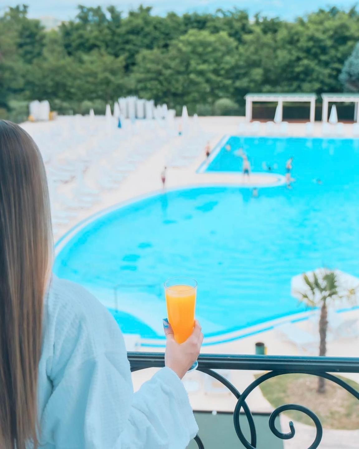 Gardenland Resort Bushat Εξωτερικό φωτογραφία