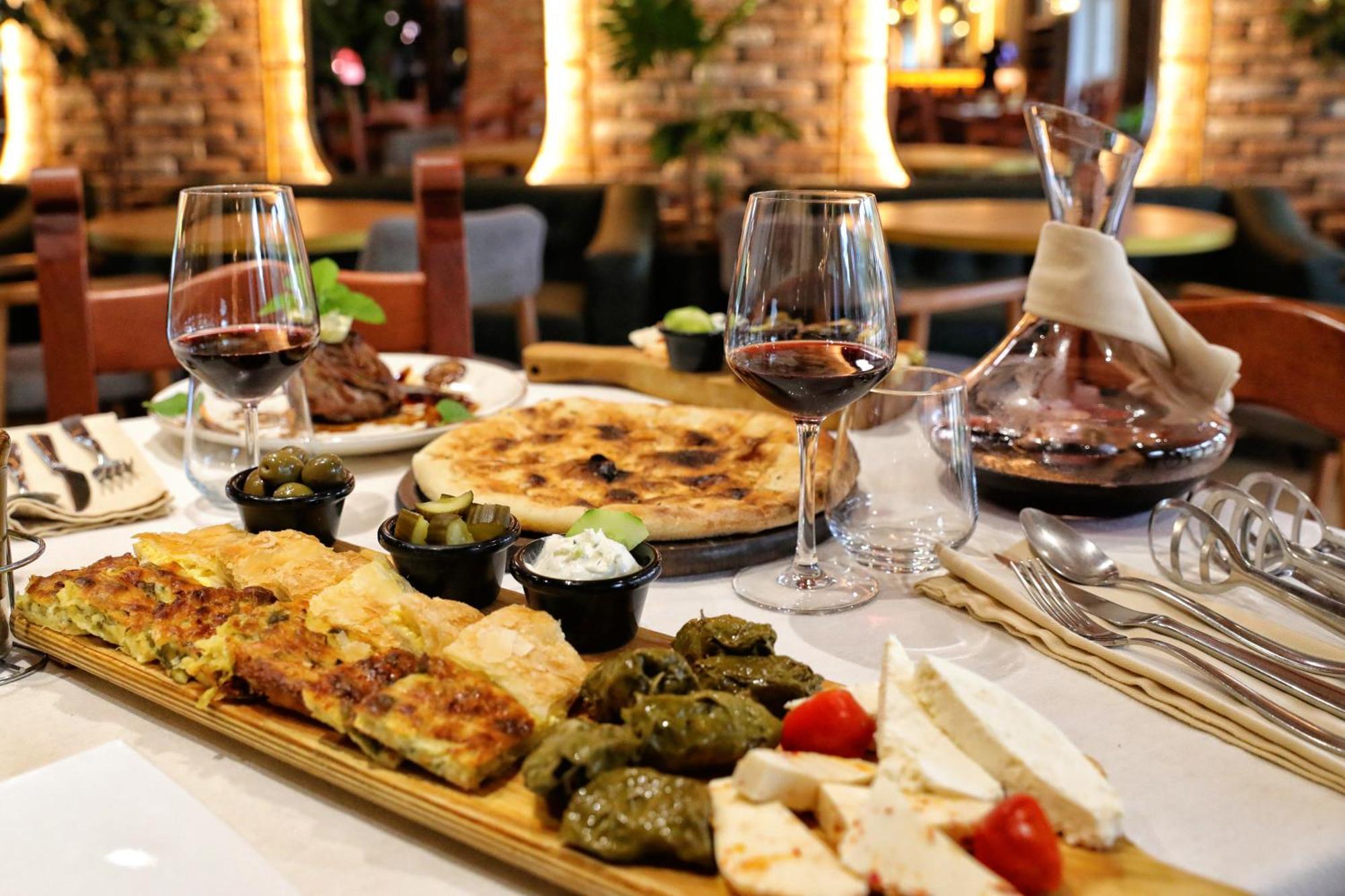 Gardenland Resort Bushat Εξωτερικό φωτογραφία